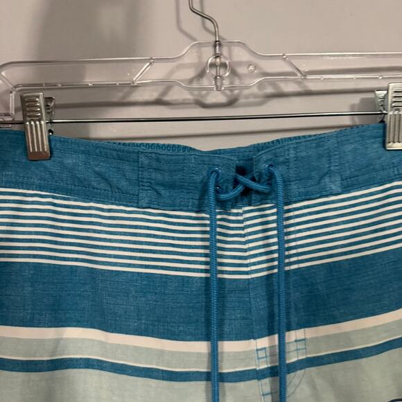 Sonoma Blue & White Men's Board Shorts Swim Trunks Size Small Striped Drawstring - Picture 5 of 7